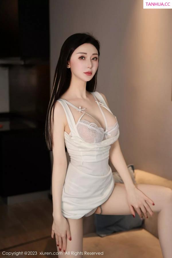   [XiuRen]高清写真图 2023.12.04 No.7756 田兮白 丰腴美臀第27张图片